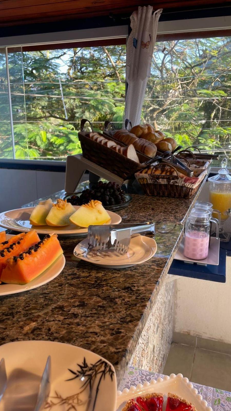 Pousada Colonial Hotel Ubatuba Eksteriør billede